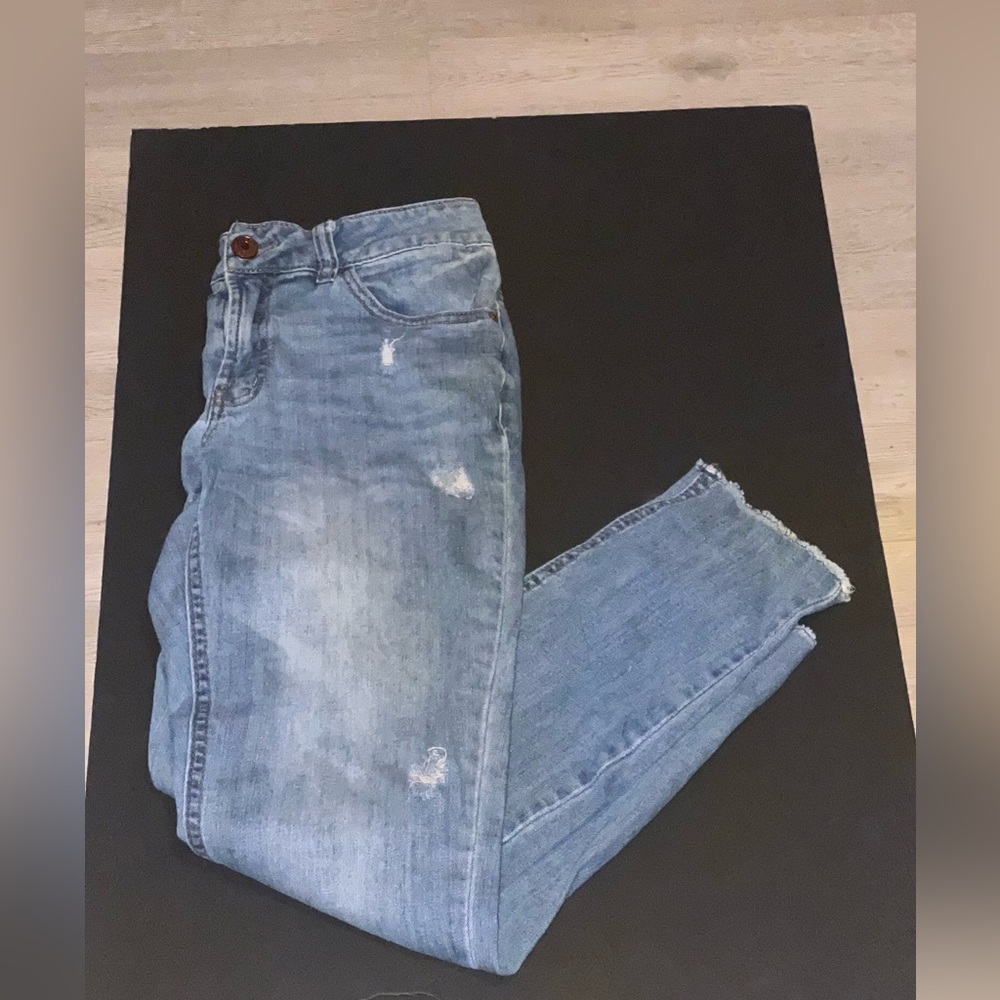 Light blue boyfriend jeans